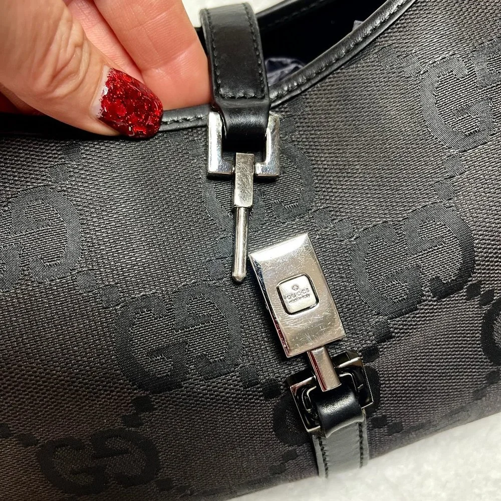 Auc Gucci Black GG Canvas and Leather Jackie Bardot Vintage Hobo